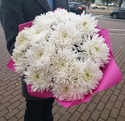 Купить букет из белых хризантем с доставкой по Донецку